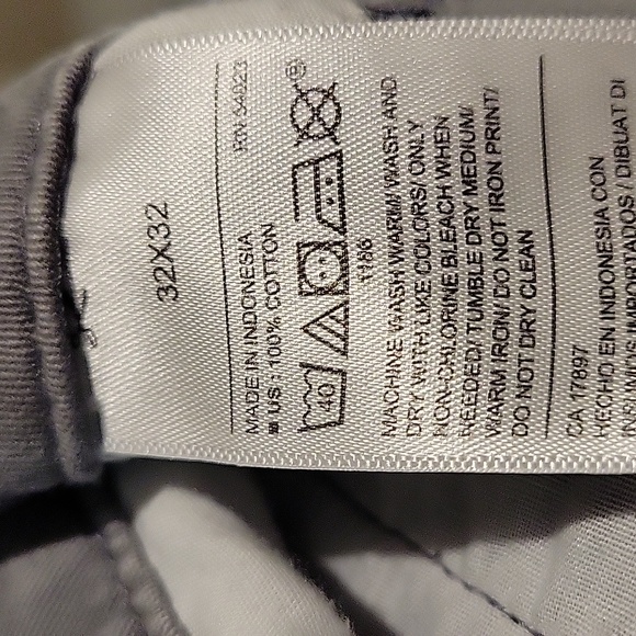 Old Navy "broken in straight" (Old Navy's term) 100% cotton pants, size 32X32 - Picture 6 of 6